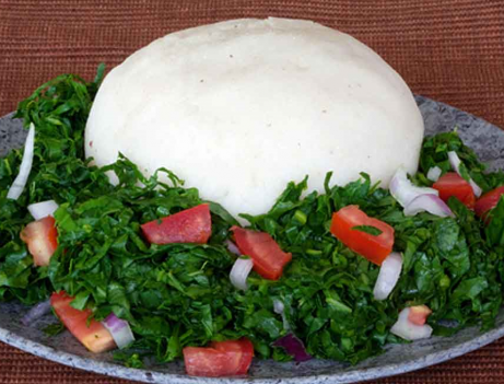 Ugali ( Stif African Porrage) That is made of Maize Meal.
Served with : Fish Curry – Chicken Curry – Beef Curry – Barabequed Meat 
This is one of the meals that you will have while in camp